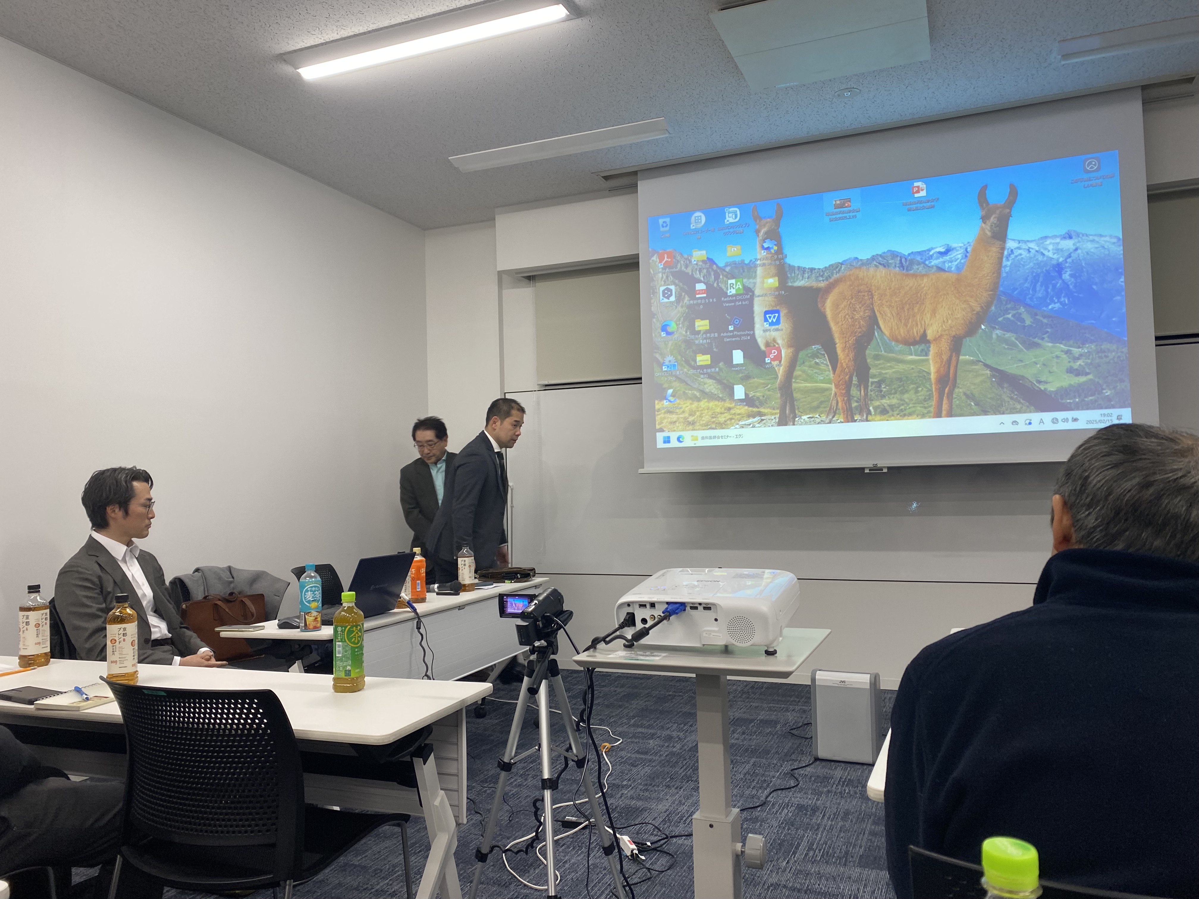 埼葛歯科医師会学術研究会参加