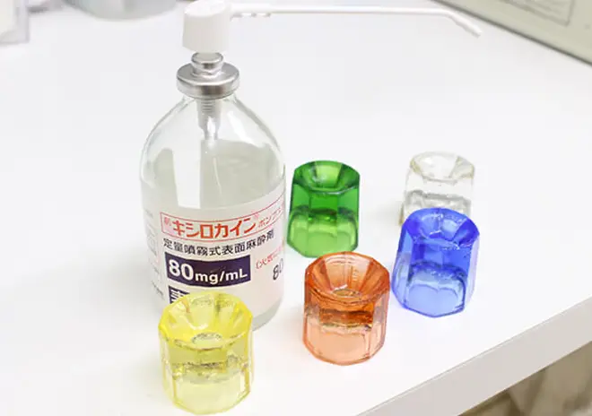 注射前の不快感を和らげる「表面麻酔」